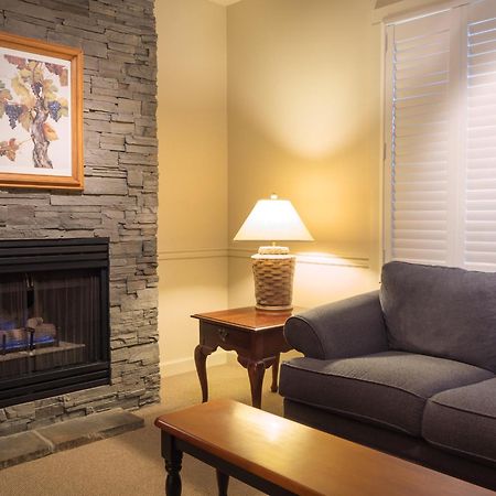 Wine Country Inn Jacksonville Room photo