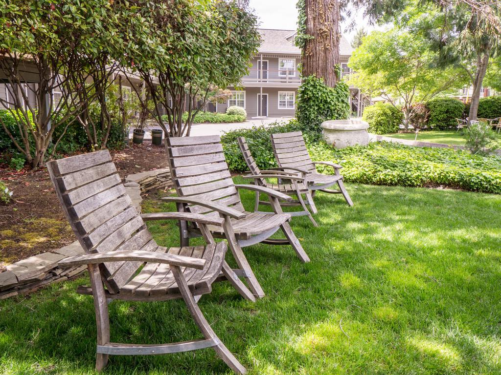 Wine Country Inn Jacksonville Exterior photo