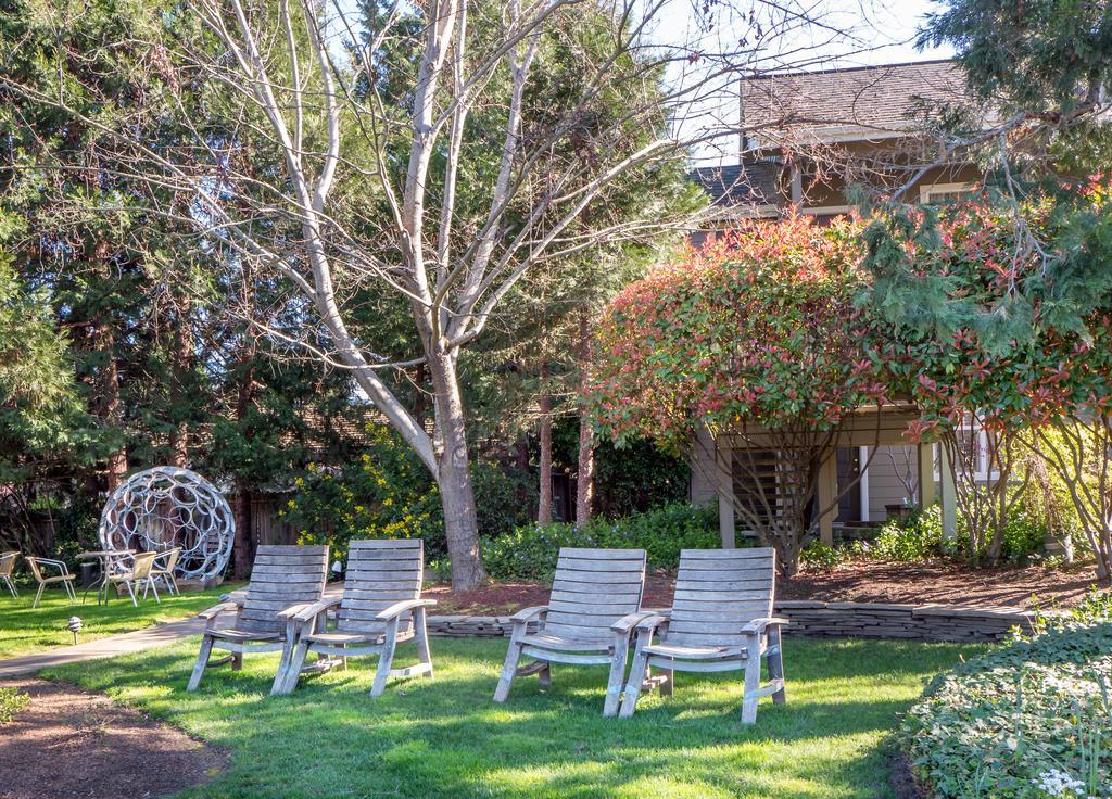 Wine Country Inn Jacksonville Exterior photo