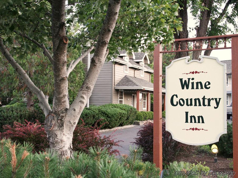 Wine Country Inn Jacksonville Exterior photo